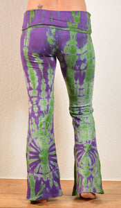 Emma's Emporium cotton lycra tie dye flares, flared leggings, super colourful hippie tie dye trousers, ideal for festival days and all night raves. Available to buy online from Emma's Emporium.