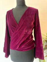 Load image into Gallery viewer, Velvet Tie Top