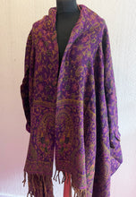 Load image into Gallery viewer, Warm Fleecy Paisley Wrap Cardigan