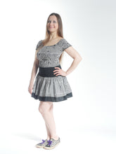 Load image into Gallery viewer, Black and White Op-Art print mini skirt