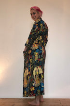 Load image into Gallery viewer, Buy no online from Emma's Emporium clothing and gifts! Full length pure cotton Frida Kahlo inspired kimono style dressing gown, now available in White, Blue, Purple, Black and Green! Frida Kahlo inspired tropical dressing gown, kimono, robe. Vibrant colours