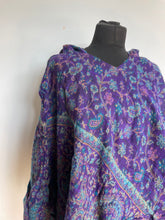 Load image into Gallery viewer, Hooded Paisley Fleecy Poncho