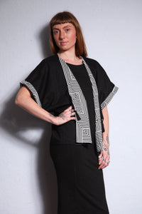 Emma's Emporium Black & White Unisex Reversible Jacket