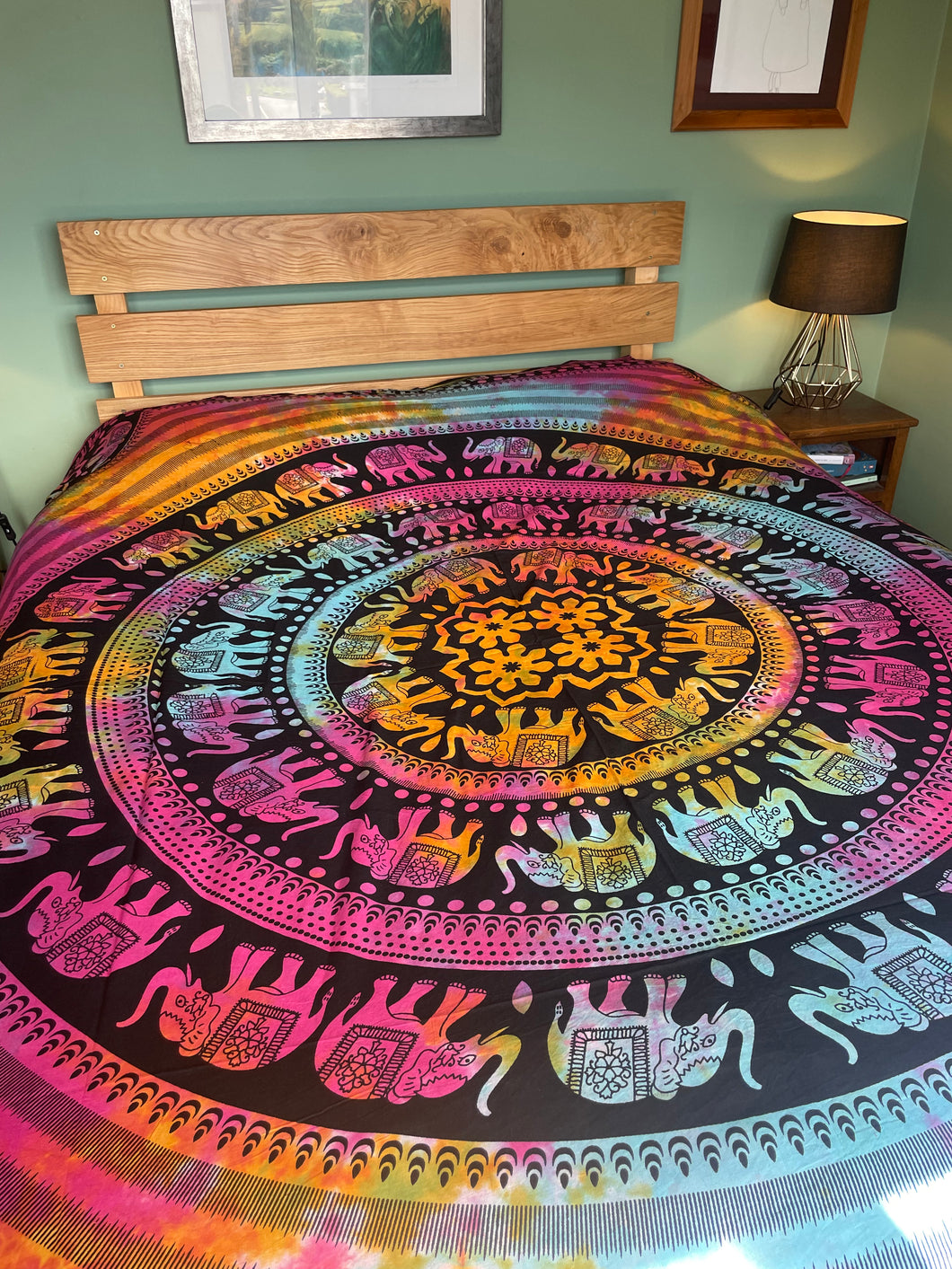 Buy now online from Emma's Emporium! Elephant tie dye double king size bed spread, hippy throw or wall hanging, from Emma's Emporium ethical fair-trade alternative hippy clothing and gifts.
