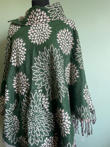 Emma's Emporium Ethical global fashion for lovers of boho styles. Vegan fleece paisley winter poncho with collar and pockets.