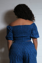 Load image into Gallery viewer, Buy now online from Emma&#39;s Emporium, blue cotton peacock print bandeau sun summer top, perfect for beach, festival and party. Emma&#39;s Emporium designs and sources fair trade ethical women&#39;s clothing, gifts and accessories. Fun and fair hippie clothes and boho festival fashion.

