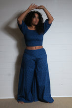 Load image into Gallery viewer, Buy now online from Emma&#39;s Emporium, blue cotton peacock print bandeau sun summer top, perfect for beach, festival and party. Emma&#39;s Emporium designs and sources fair trade ethical women&#39;s clothing, gifts and accessories. Fun and fair hippie clothes and boho festival fashion.
