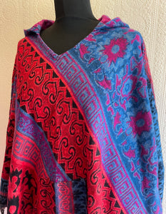 Emma's Emporium Hooded Geometric Fleece Poncho