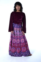 Load image into Gallery viewer, Multi way Velvet Tie Top
