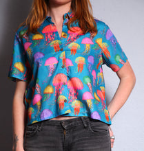 Load image into Gallery viewer, Emma's Emporium Summer Shirt - Jellyfish
