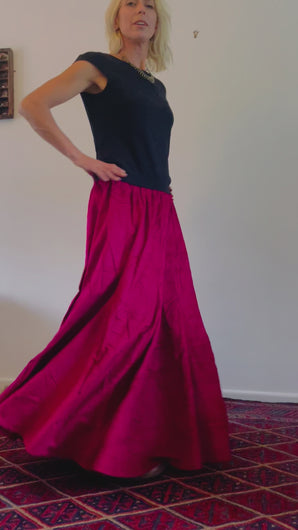 Buy now online from Emma's Emporium. Emma's Emporium Chunky Winter Cord Cotton Maxi Skirt, super warm long skirt with pockets. Shop Emma's emporium ethical fair-trade hippie boho festival women's and unisex clothing and gifts.