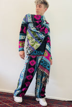 Load image into Gallery viewer, Emma&#39;s Emporium geometric patterned wrap blanket warm fleece cardigan. Buy now from Emma&#39;s Emporium online ethical alternative hippie festival fashions - women&#39;s and men&#39;s unisex clothing!
