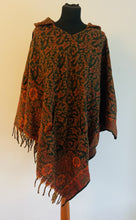 Load image into Gallery viewer, Emma&#39;s Emporium Hooded Paisley Fleece Poncho
