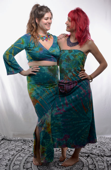 Buy now online from Emma's Emporium! Tie dye cotton lycra maxi skirt, complete your summer festival hippy look with Emma's Emporium's colourful alternative hippy clothing.
