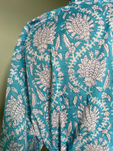 Load image into Gallery viewer, Emma&#39;s Emporium block print cotton kimono, summer dressing gown, printed with traditional Indian floral designs on 100% cotton. Visit Emma&#39;s Emporium website to buy online alternative, hippy, festival, ethically sourced, women&#39;s clothing, accessories, gifts and boho homeware and soft furnishings. Visit Emma&#39;s Emporium Hippy festival eclectic boho online shop today.
