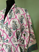 Load image into Gallery viewer, Emma&#39;s Emporium block print cotton kimono, summer dressing gown, printed with traditional Indian floral designs on 100% cotton. Visit Emma&#39;s Emporium website to buy online alternative, hippy, festival, ethically sourced, women&#39;s clothing, accessories, gifts and boho homeware and soft furnishings. Visit Emma&#39;s Emporium Hippy festival eclectic boho online shop today.
