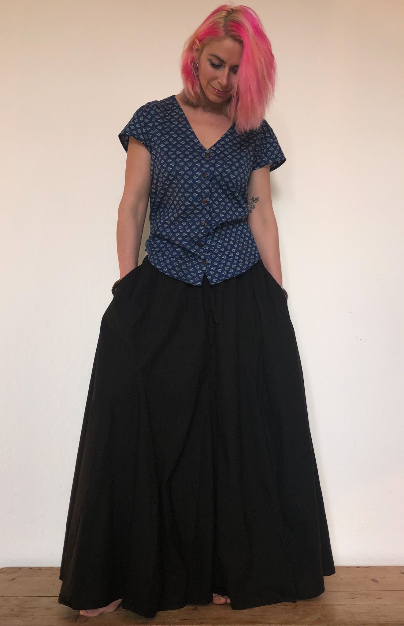 Plus size black gypsy skirt shop