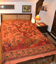 Load image into Gallery viewer, Bedspread - Tree of Life, Double
