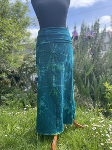 Buy now online from Emma's Emporium! Tie dye cotton lycra maxi skirt, complete your summer festival hippy look with Emma's Emporium's colourful alternative hippy clothing.